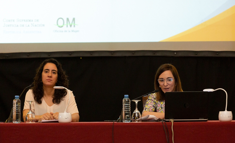 María Alejandra Lauría y Luciana Gagniere de la OM.